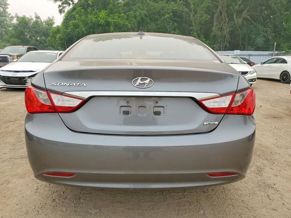2013 HYUNDAI SONATA