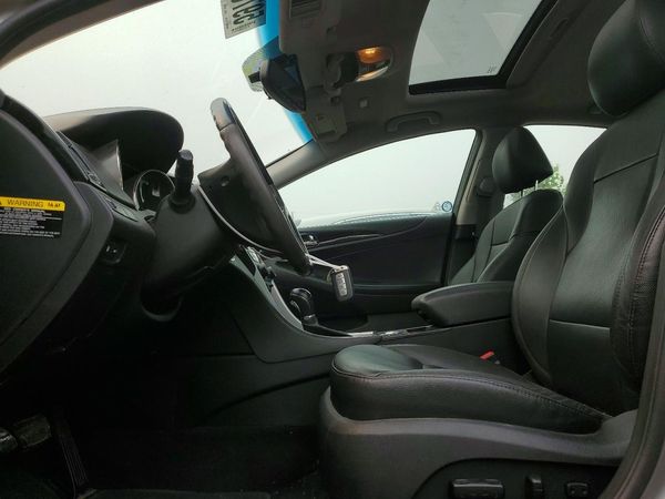 2013 HYUNDAI SONATA