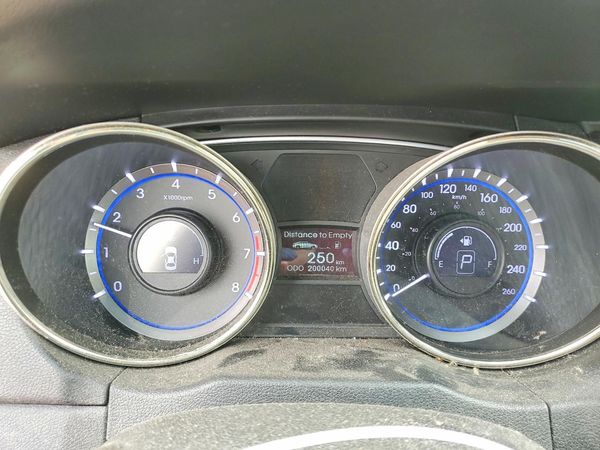 2013 HYUNDAI SONATA