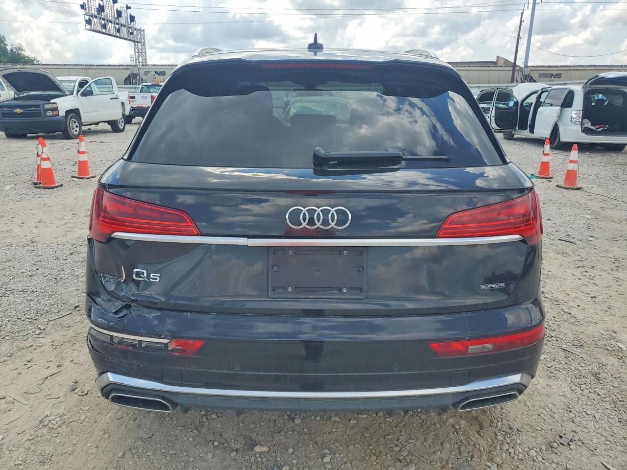 2023 AUDI Q5