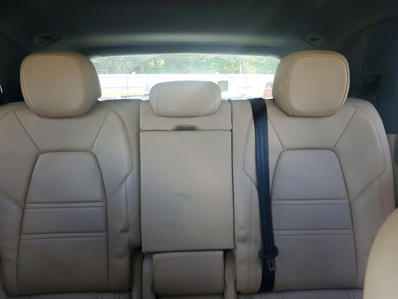 2023 PORSCHE CAYENNE