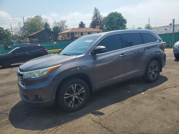 2016 TOYOTA HIGHLANDER Base/Hybrid — Front 3/4