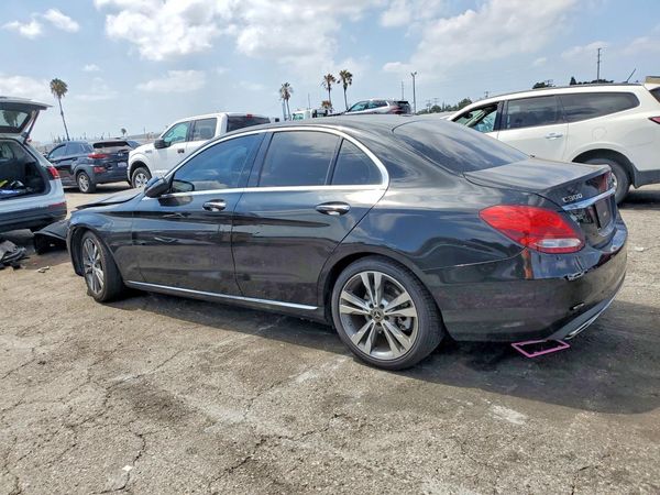 2018 MERCEDES-BENZ C C300