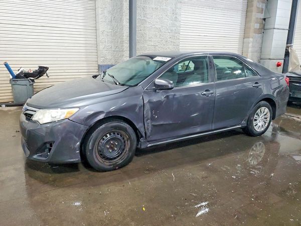 2013 TOYOTA CAMRY