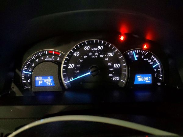 2013 TOYOTA CAMRY