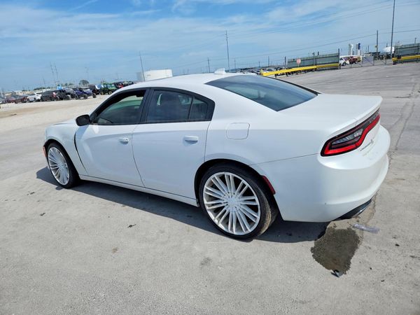 2015 DODGE CHARGER SXT
