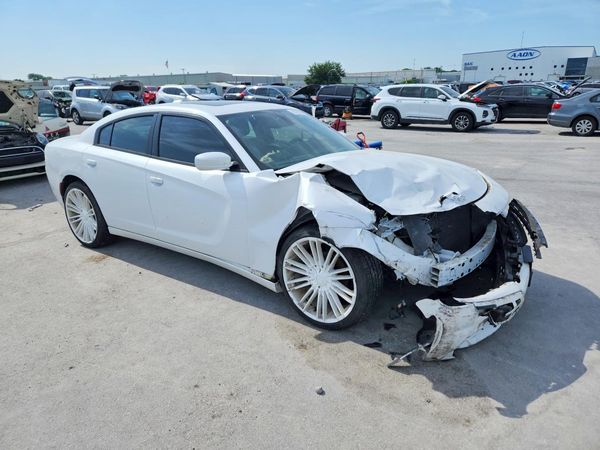 2015 DODGE CHARGER SXT