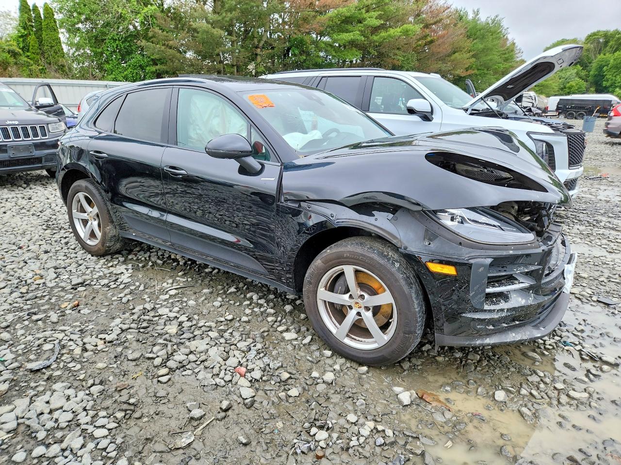 2020 PORSCHE MACAN