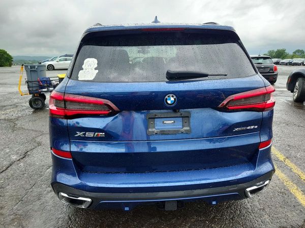2022 BMW X5