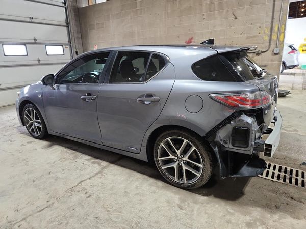 2017 LEXUS CT 200h