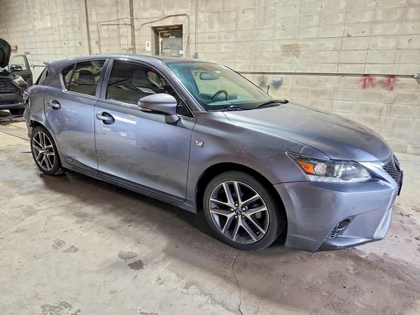 2017 LEXUS CT 200h