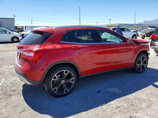 2018 MERCEDES-BENZ GLA GLA250-4M