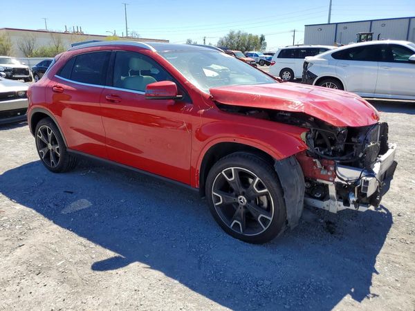 2018 MERCEDES-BENZ GLA GLA250-4M