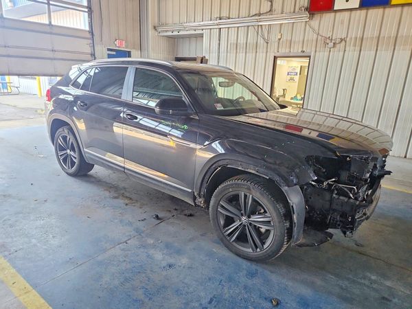 2021 VOLKSWAGEN ATLAS CROSS SPORT 4Motion SE