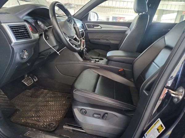 2021 VOLKSWAGEN ATLAS CROSS SPORT 4Motion SE