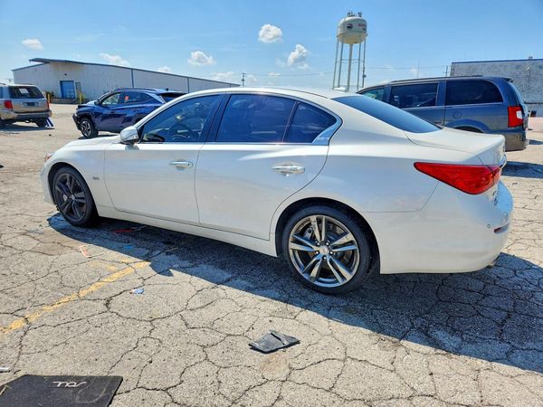 2017 INFINITI Q50
