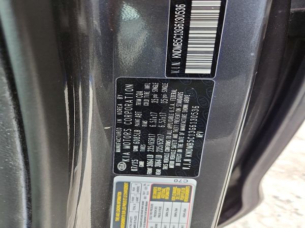 2016 KIA SEDONA LX - Middle-low