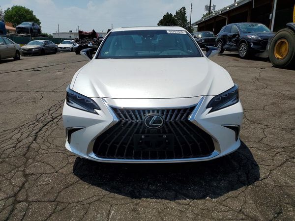 2023 LEXUS ES 300H 300h Luxury