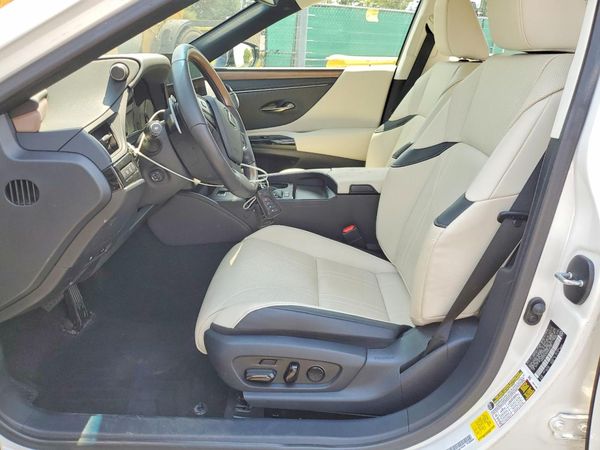 2023 LEXUS ES 300H 300h Luxury