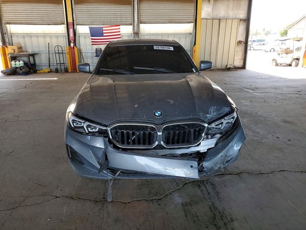 2025 BMW 330I xDrive