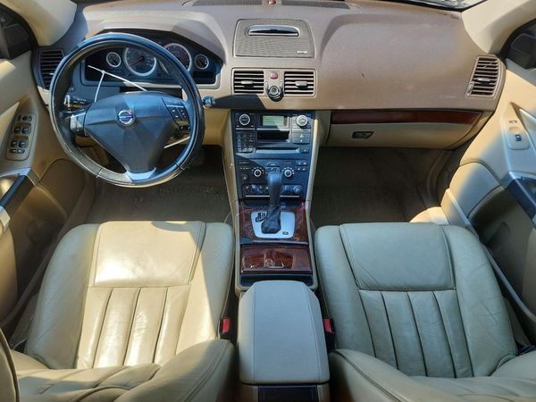 2013 VOLVO XC90