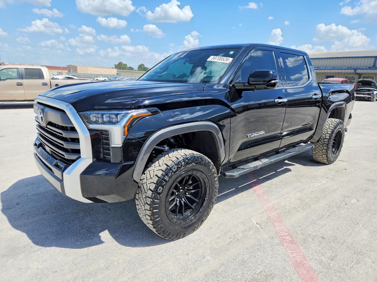2025 TOYOTA TUNDRA Limited