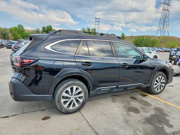 2023 SUBARU OUTBACK Base
