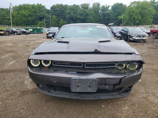 2015 DODGE CHALLENGER SXT Plus
