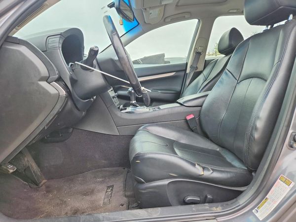 2015 INFINITI Q40