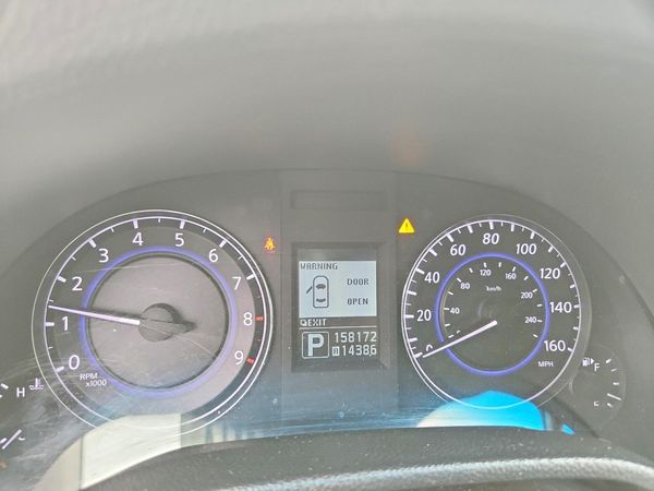 2015 INFINITI Q40
