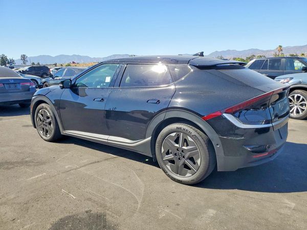 2025 KIA EV6