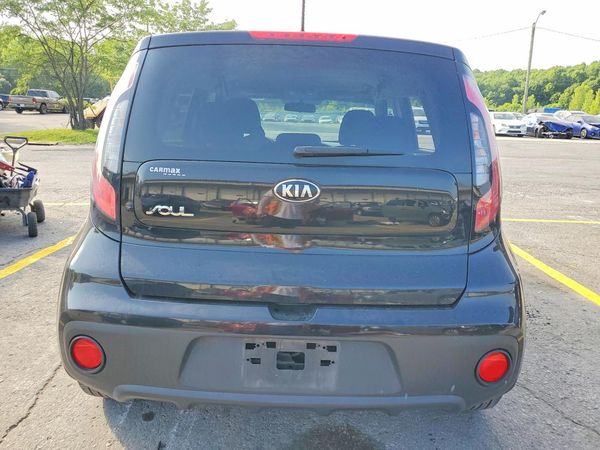 2017 KIA SOUL Base