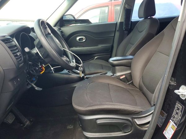 2017 KIA SOUL Base