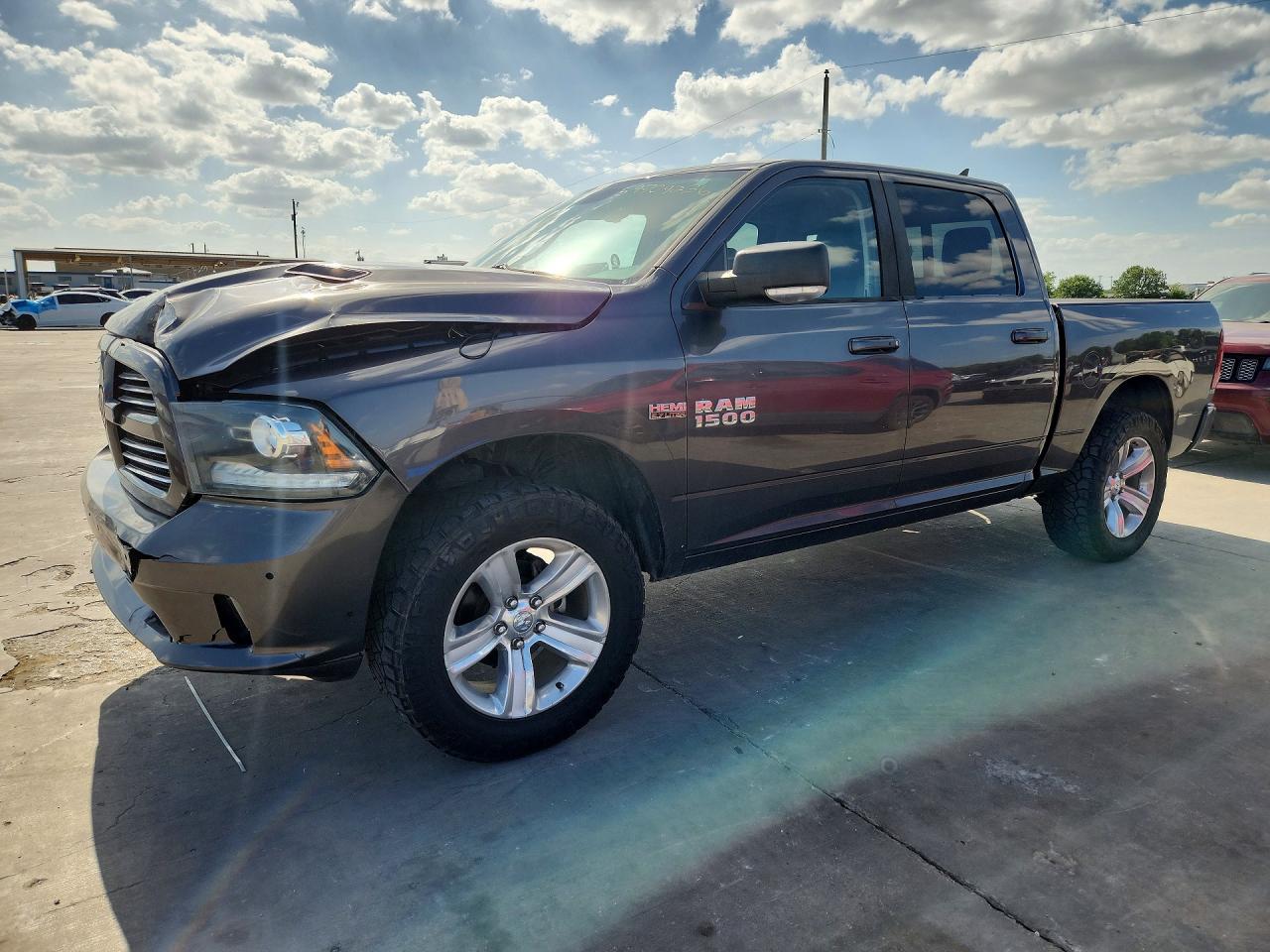 2014 RAM 1500 Sport