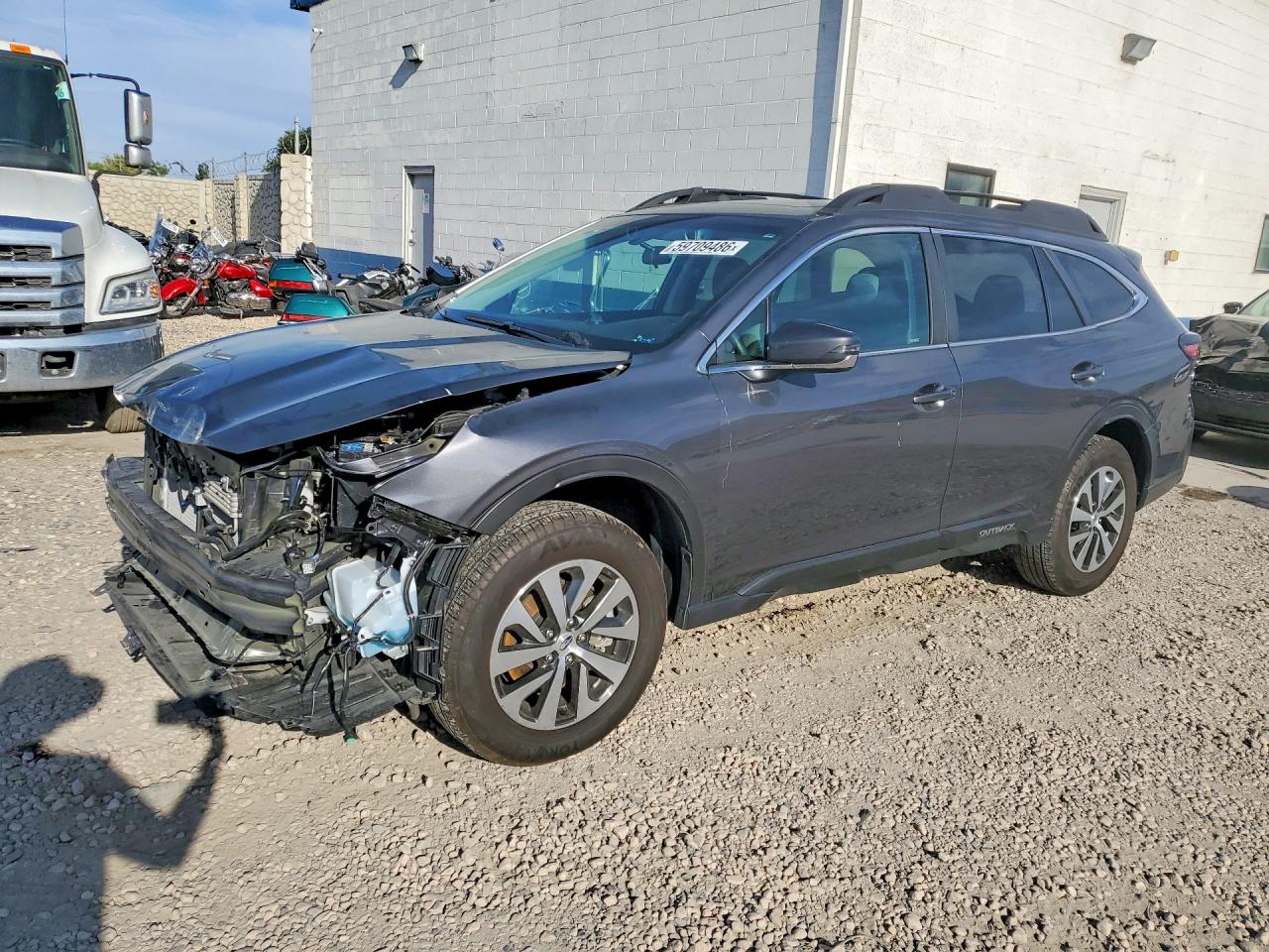 2022 SUBARU OUTBACK Premium