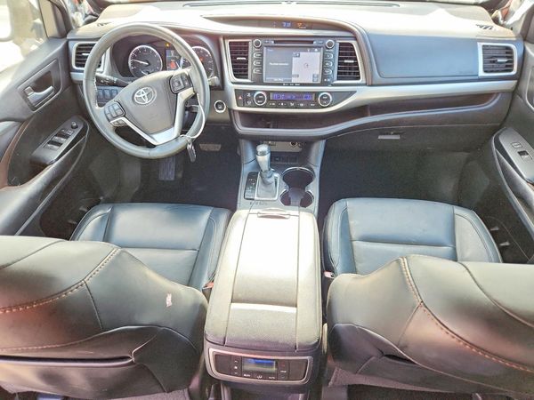 2016 TOYOTA HIGHLANDER Base/Hybrid