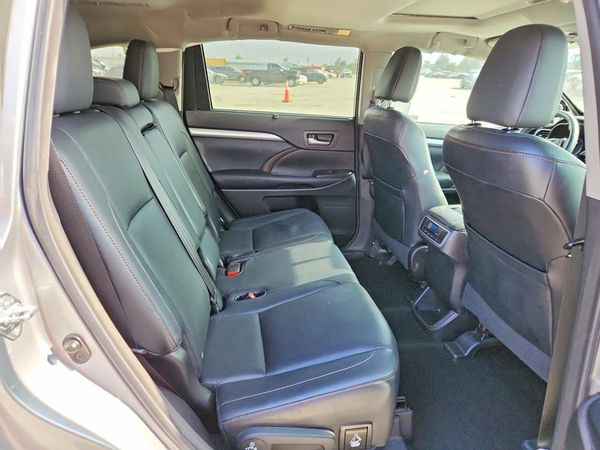 2016 TOYOTA HIGHLANDER Base/Hybrid