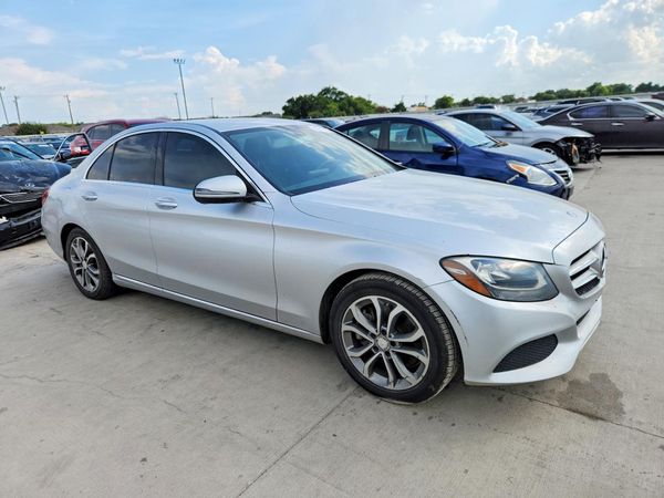 2016 MERCEDES-BENZ C C300