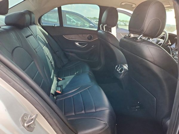 2016 MERCEDES-BENZ C C300