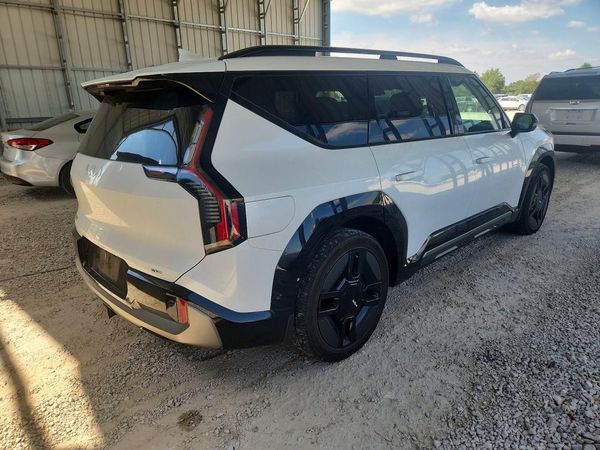 2025 KIA EV9