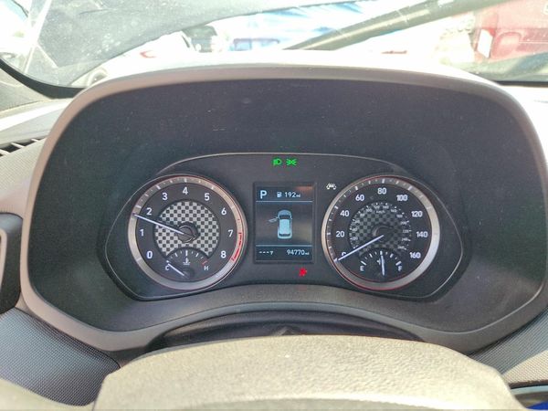 2019 HYUNDAI VELOSTER AUTOMATIC 2.0L and 2.0L Premium
