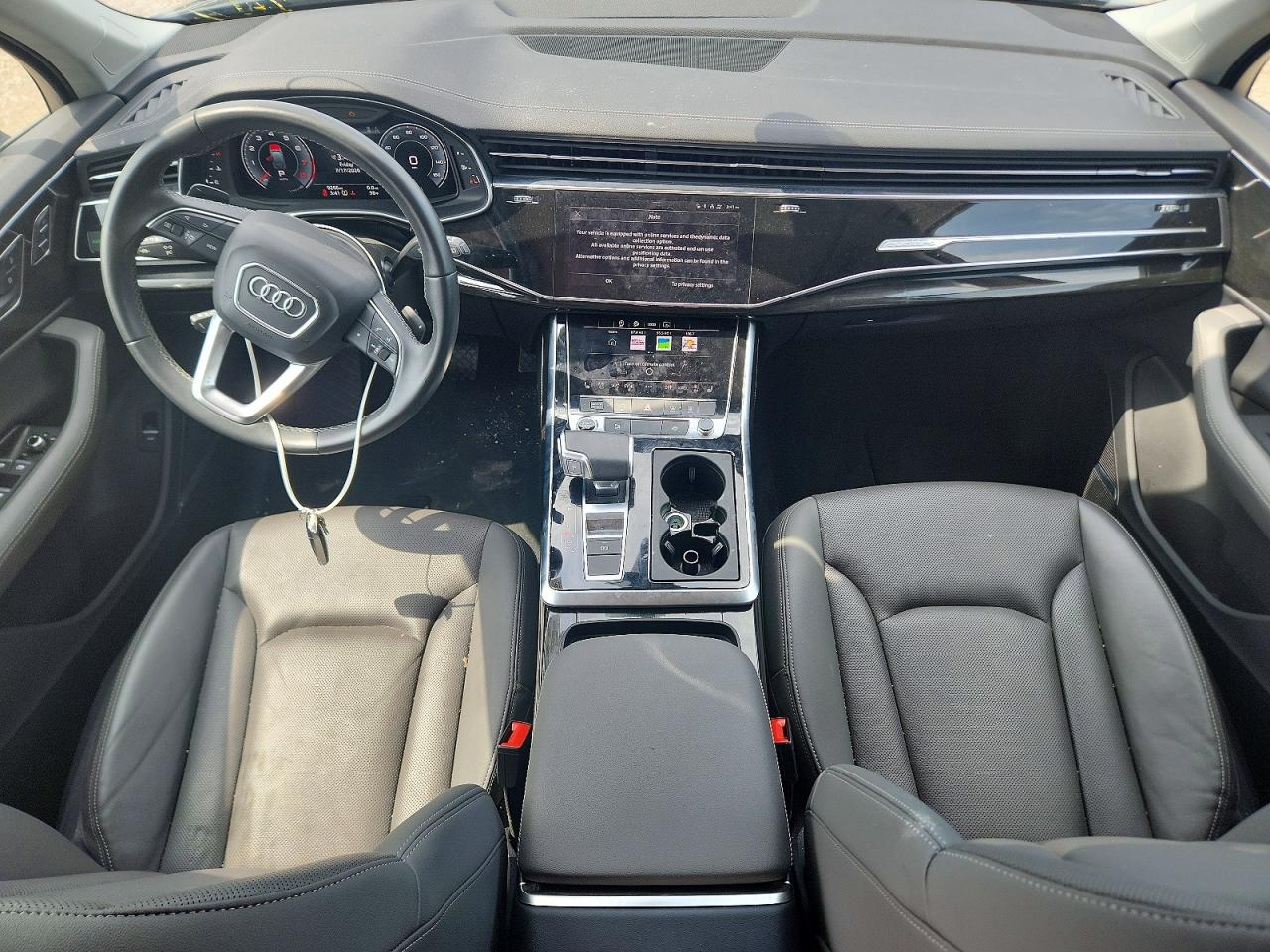 2025 AUDI Q7 quattro Premium Plus