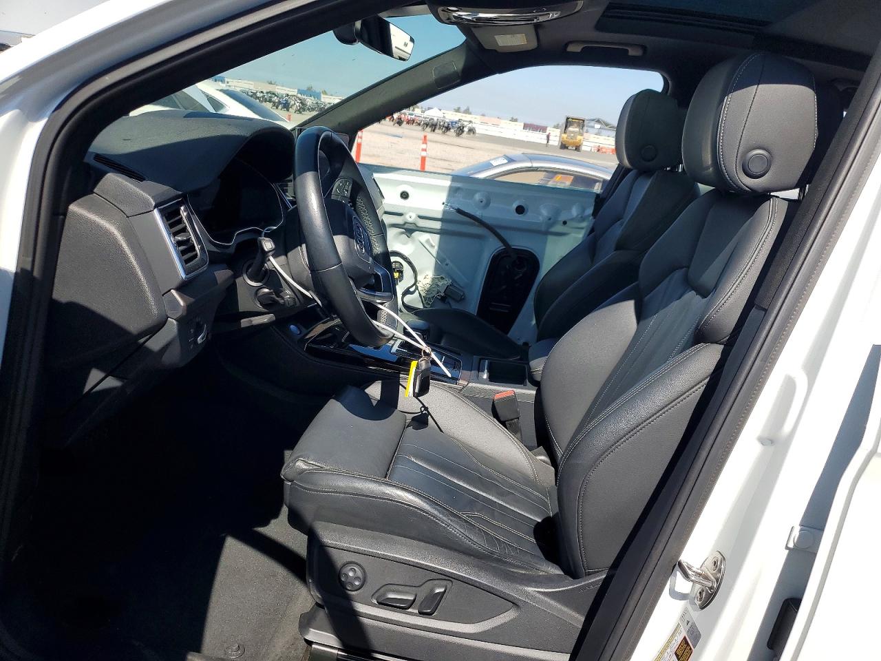 2022 AUDI Q5