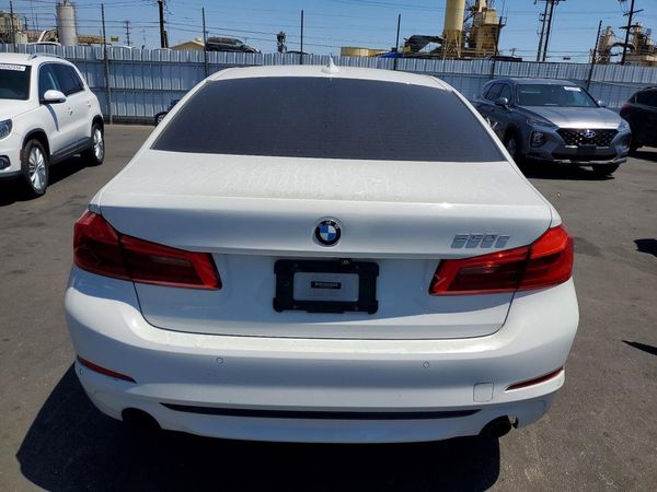 2018 BMW 530E