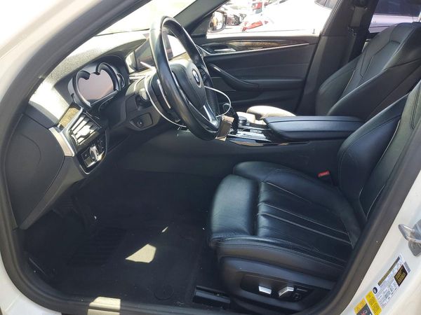 2018 BMW 530E