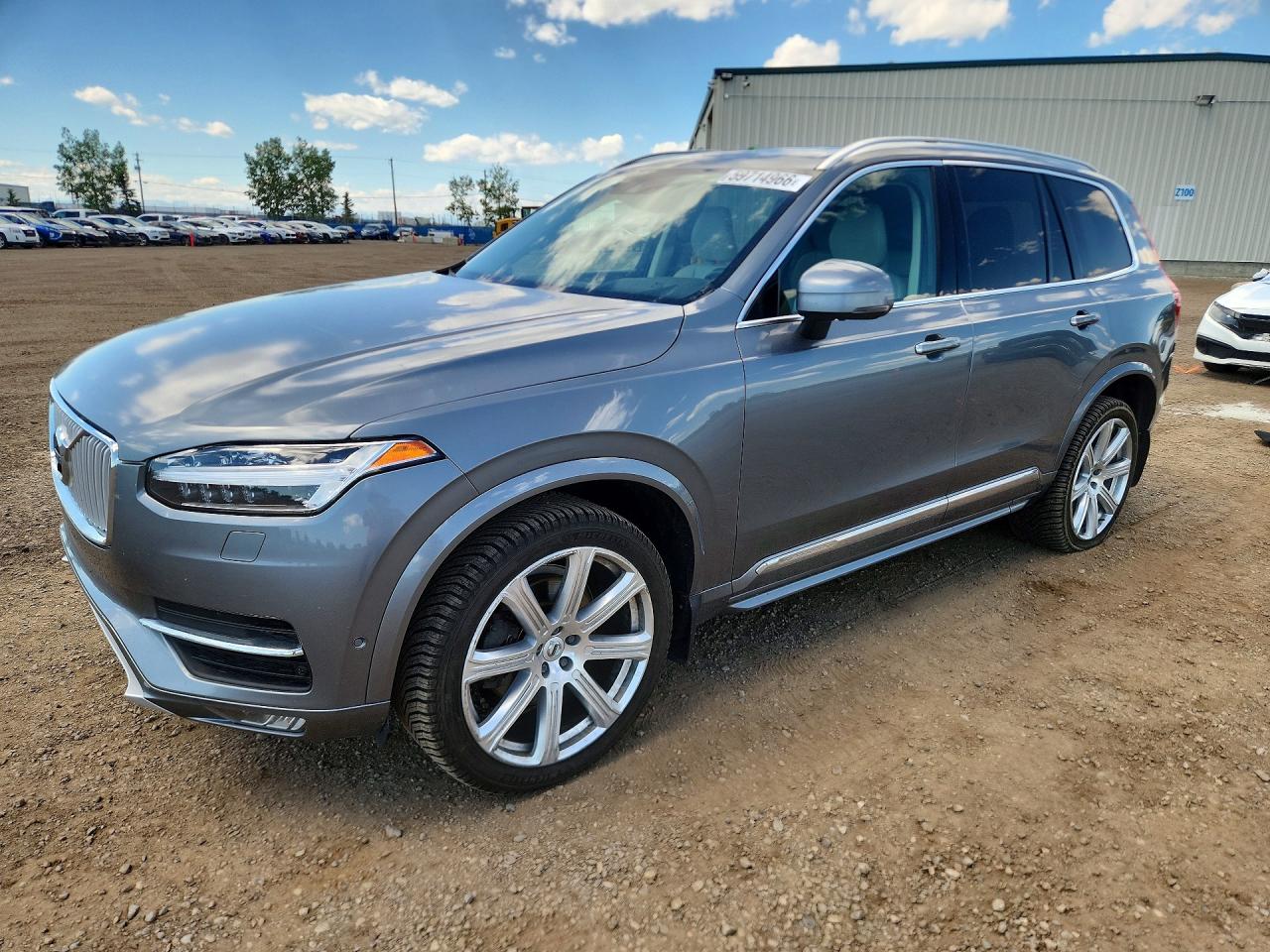 2016 VOLVO XC90
