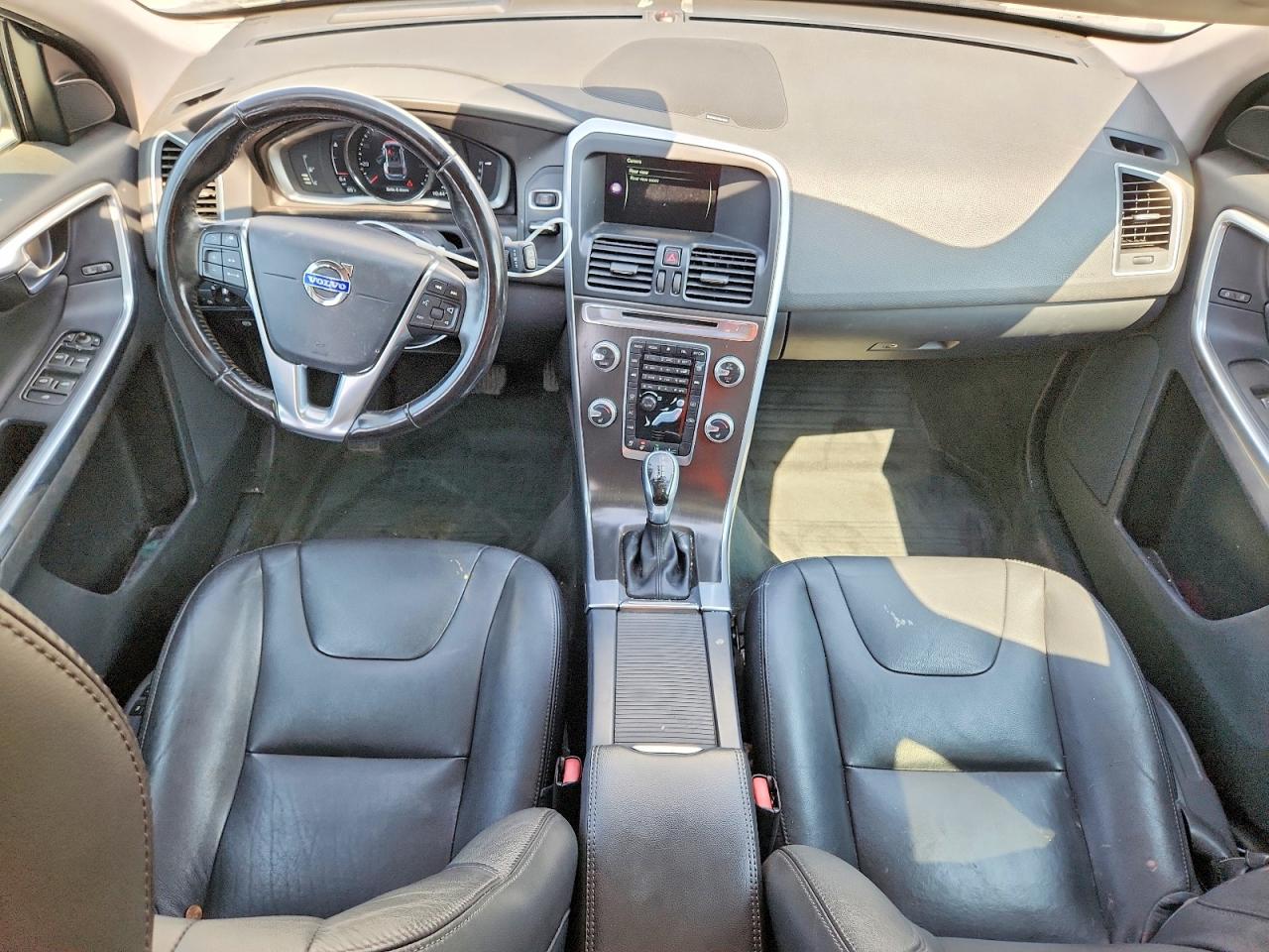 2016 VOLVO XC60