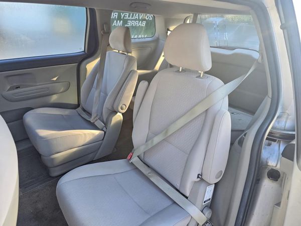 2018 KIA SEDONA L