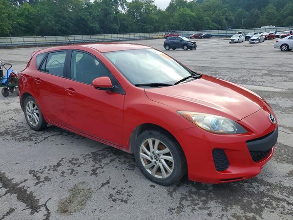 2013 MAZDA 3 Touring/GS