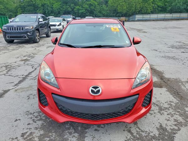 2013 MAZDA 3 Touring/GS